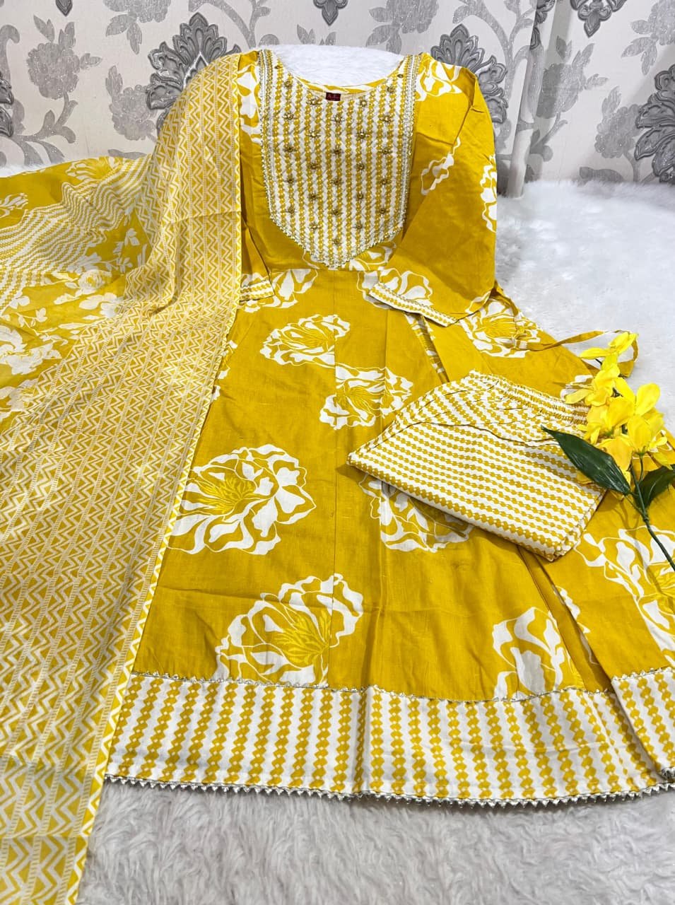 #WEAR IT LOVE IT SHARE IT# - Image 3