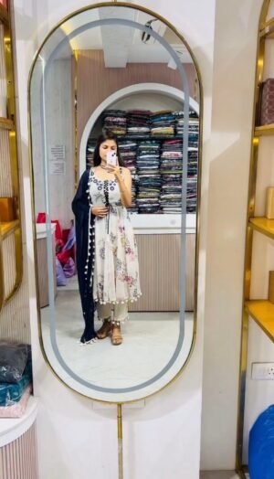 👗 Category: Women’s Ethnic Anarkali Gown