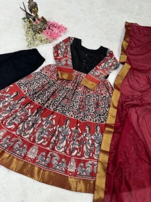 Alternative view of Introducing New Festival Spacial Kalamkari Gown