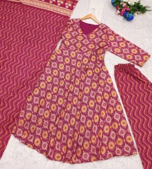 Alternative view of Introducing our elegant  Soft Cotton suit set, perfect for festive occasions and celebrations. With its soft fabric and graceful design, it’s an ideal choice to shine this Wedding season.