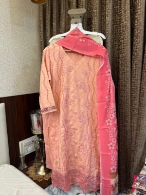 Alternative view of MARIA.B PRESENTS