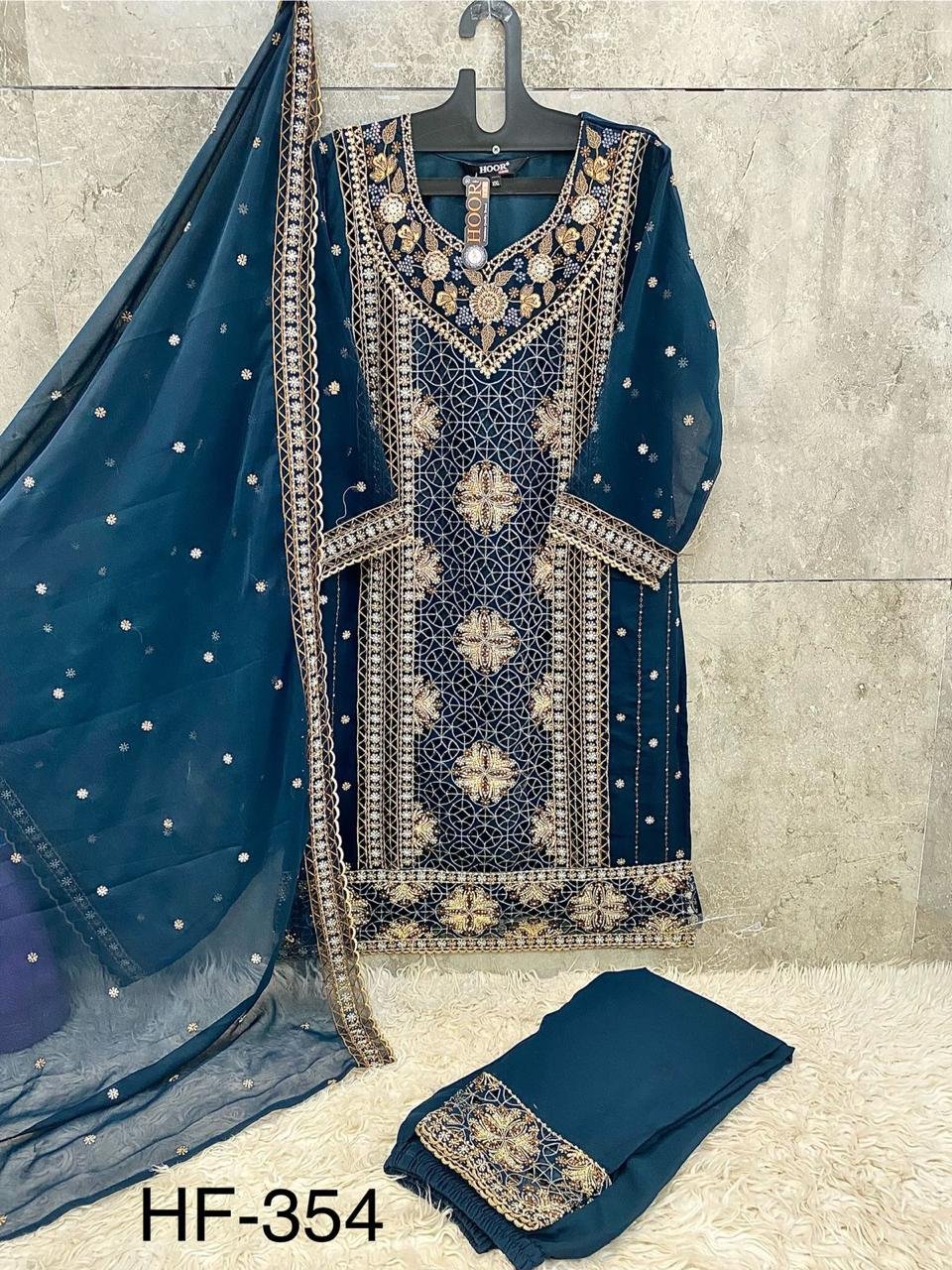 New Catalogue in pakistani... *Full Stitched * - Image 4