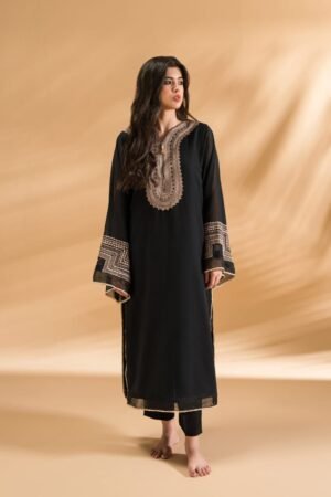 Designer stylish Tunic Classic embroidered Kurti Paird with Heavy Embrdry sleevs ...& *Pant Georgette digital Dupatta