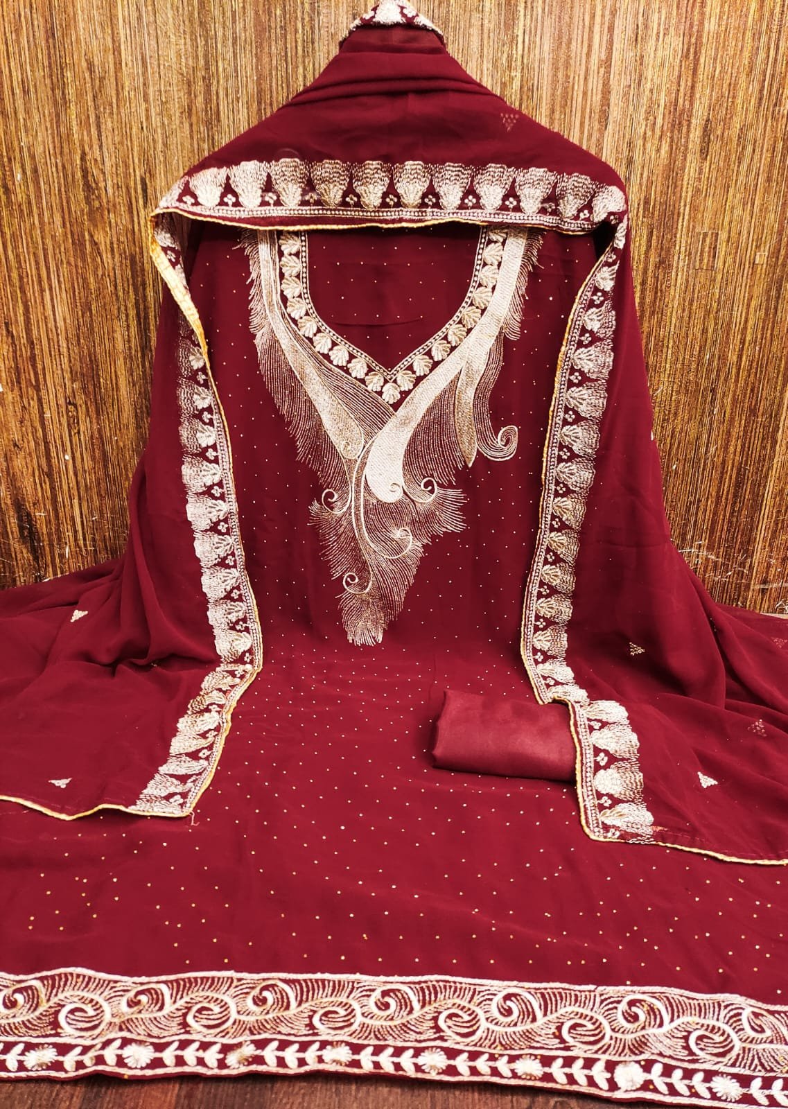 ɴᴇᴡ ʙᴏᴜᴛɪϙᴜᴇ ᴄᴏʟʟᴇᴄᴛɪᴏɴ ғᴏʀ ᴛʜɪ𝗌 𝗌ᴇᴀ𝗌ᴏɴ - Image 2