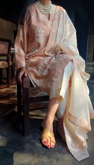 Alia Bhatt Birthday Special Edition ✨  "Birthday Bloom" – Baby Pink Embroidered Kurti Set