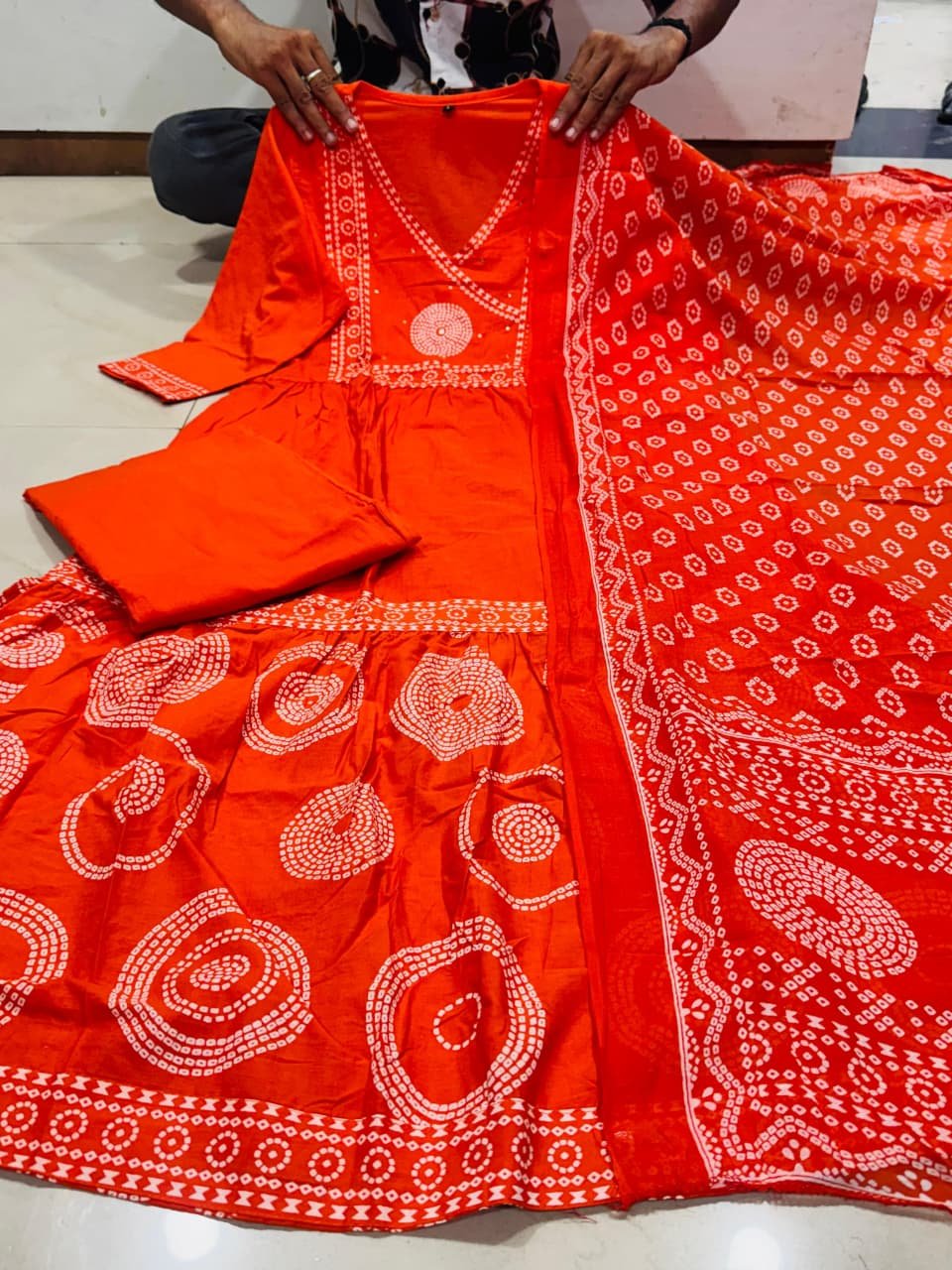 Anarkali kurta set For a festive gathering, you’ll can opt for our Tier pattern with beutiful work on yoke Anarkali kurti Set..❤️ For all the stylish ladies out there, who want something simple, sophisticated and traditional - Image 4