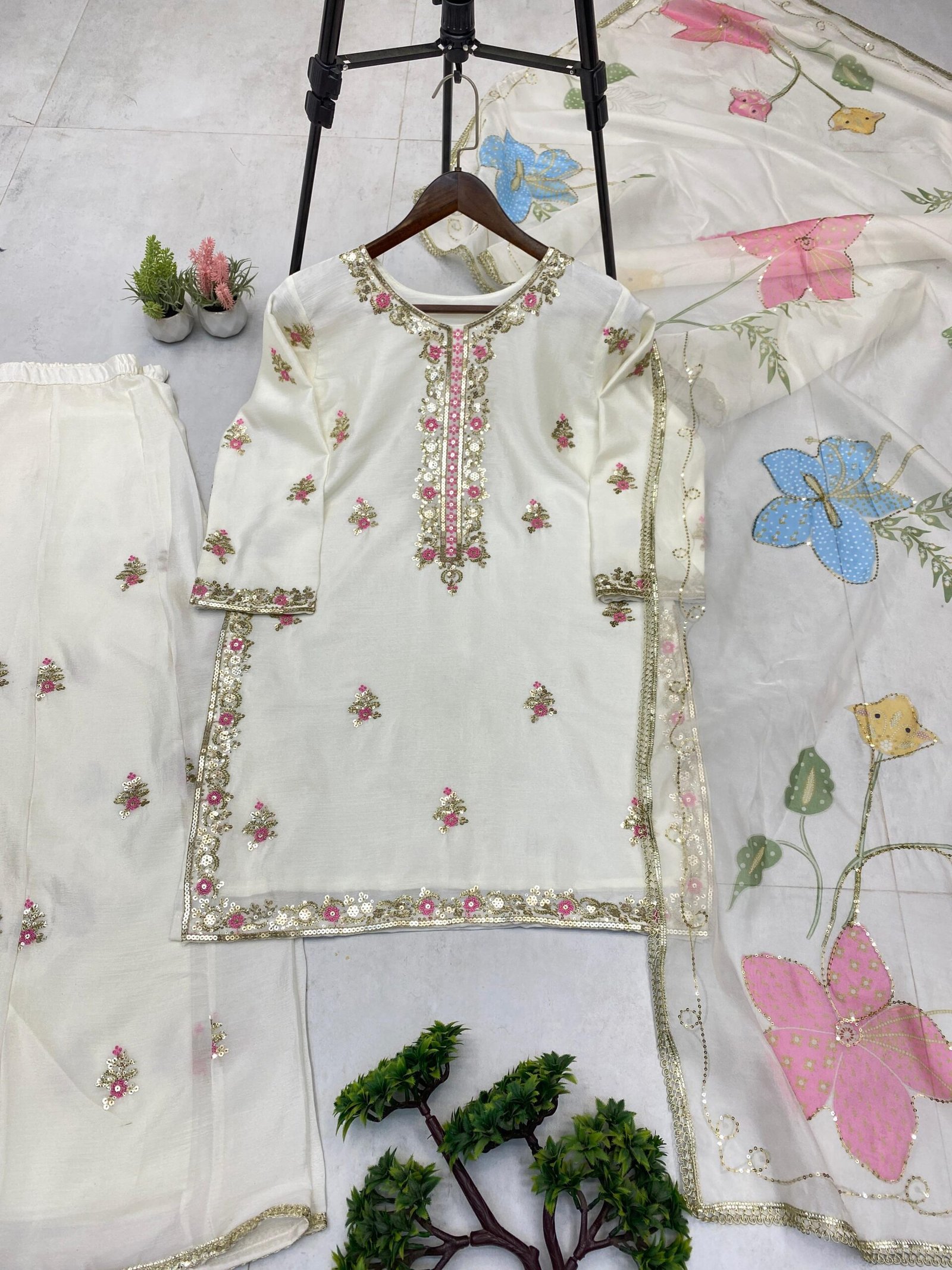 __EXCLUSIVE 3 PIECE PLAZZO PAIR WITH DUPATTA✨__ - Image 3