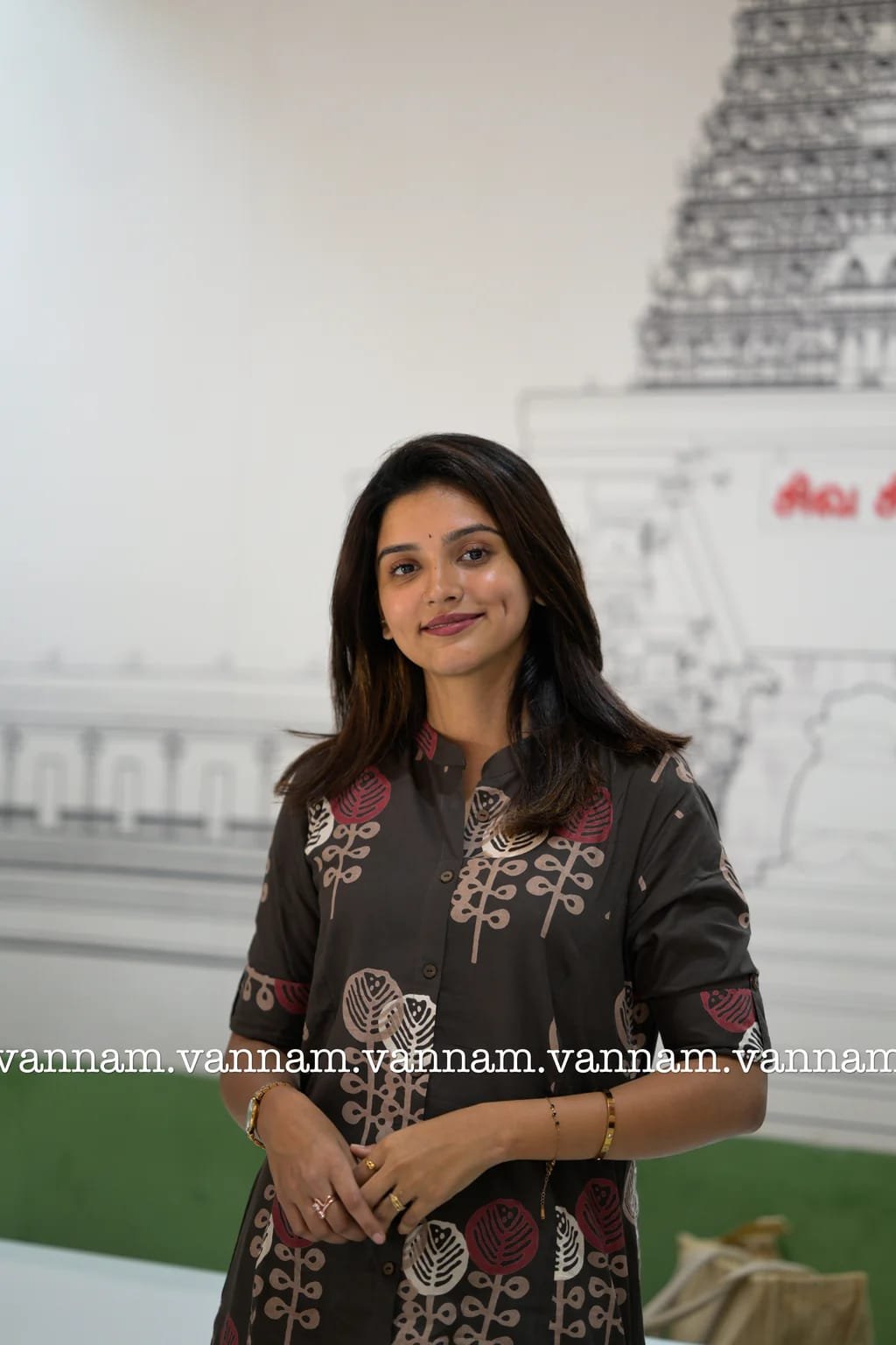 🔥 EXCLUSIVE DESGINER CO-ORD SET 🔥 - Image 2