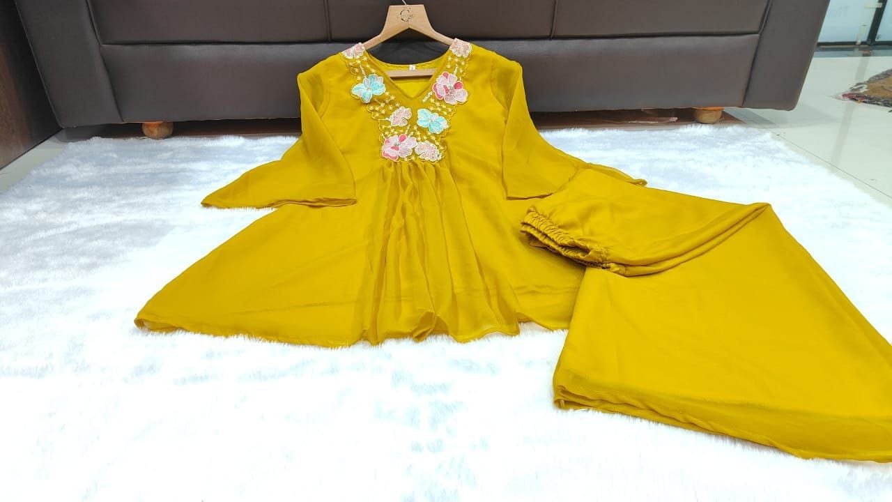 NEW LUNCHING CO:ORD SET M TO 10XL - Image 7