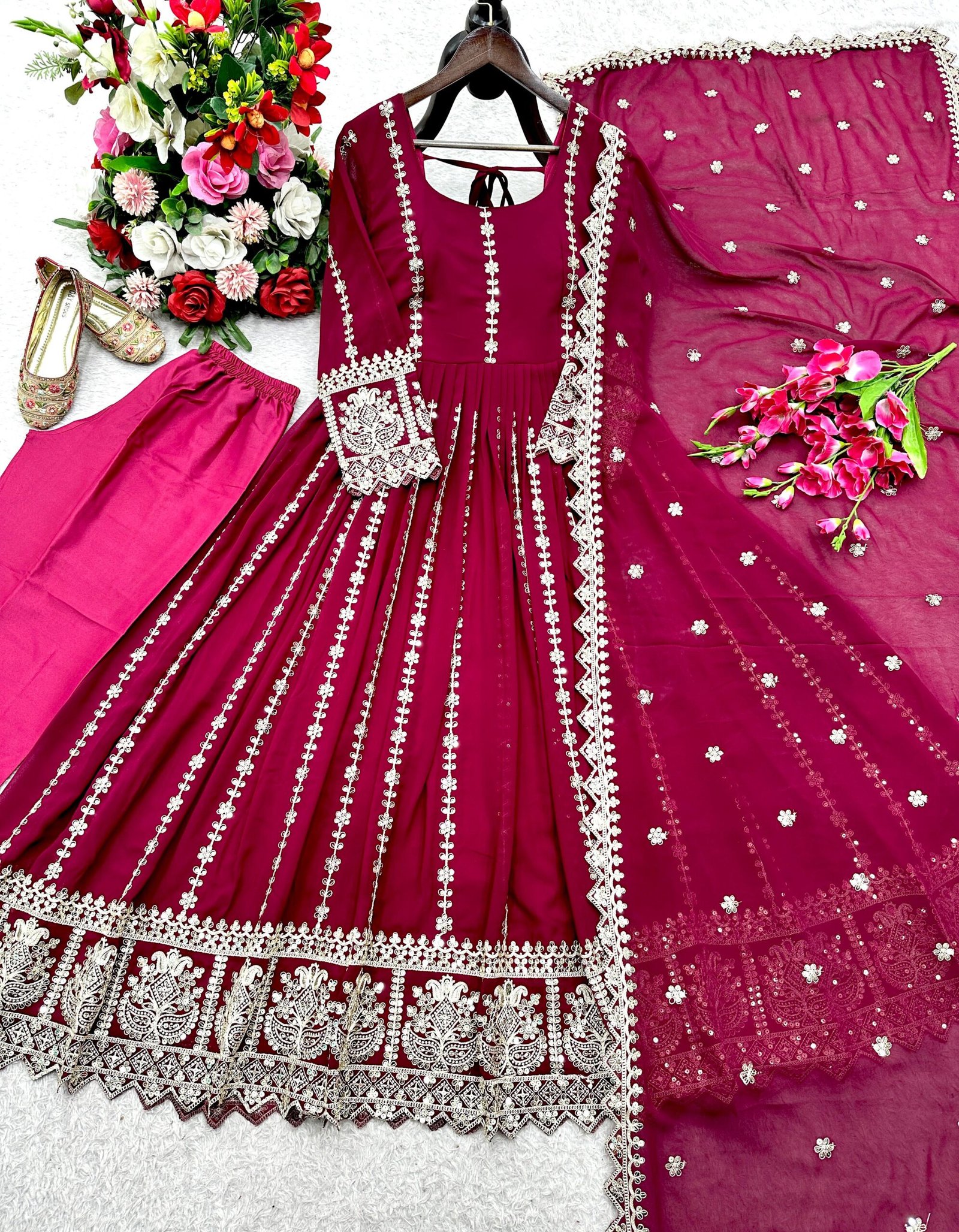 Launching New Fox Georgette *(Gwon&Pent&dupatta) Reddy To Wear Look Design - Image 2