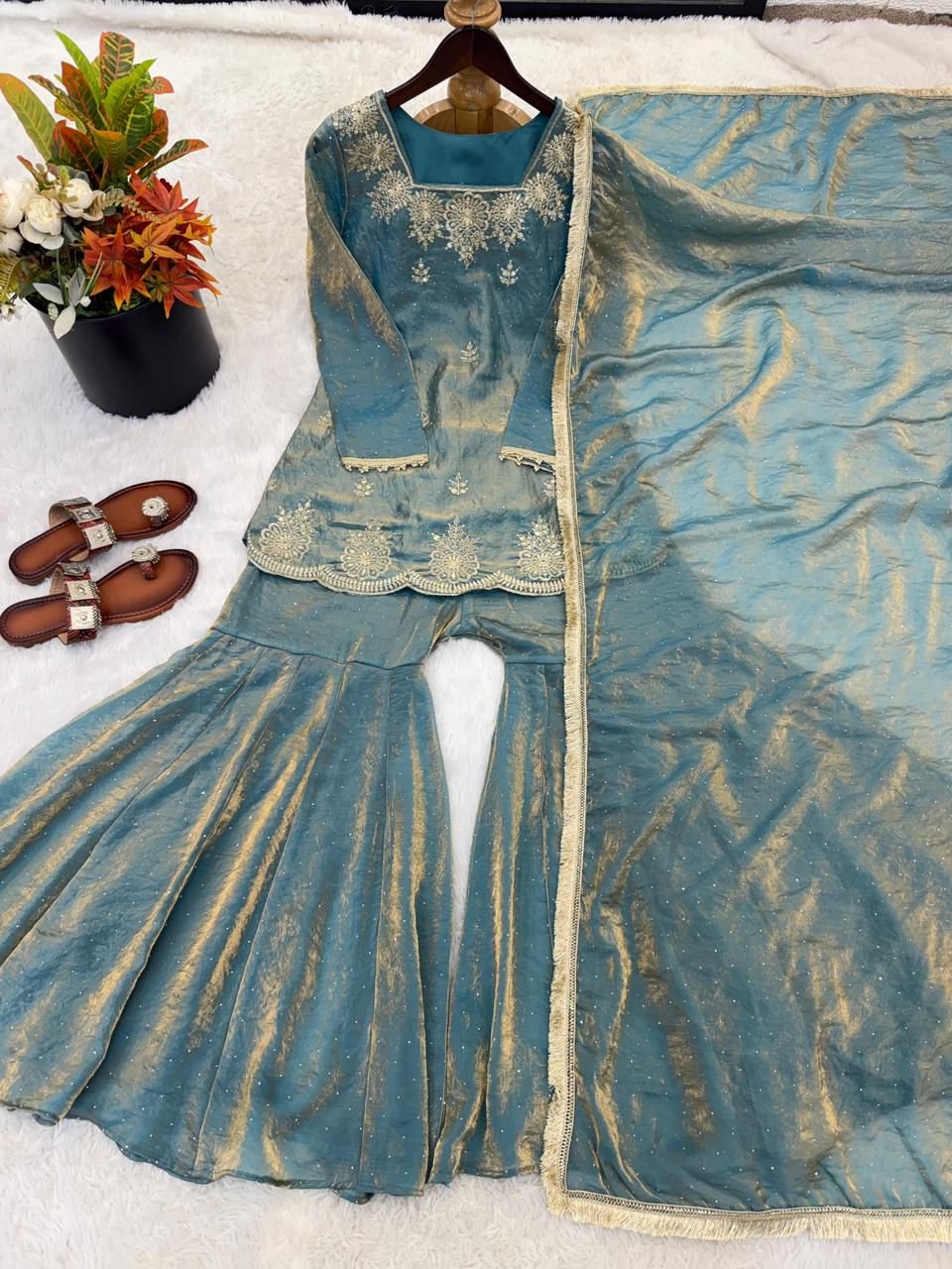 Category: Women’s Ethnic Wear - Image 5