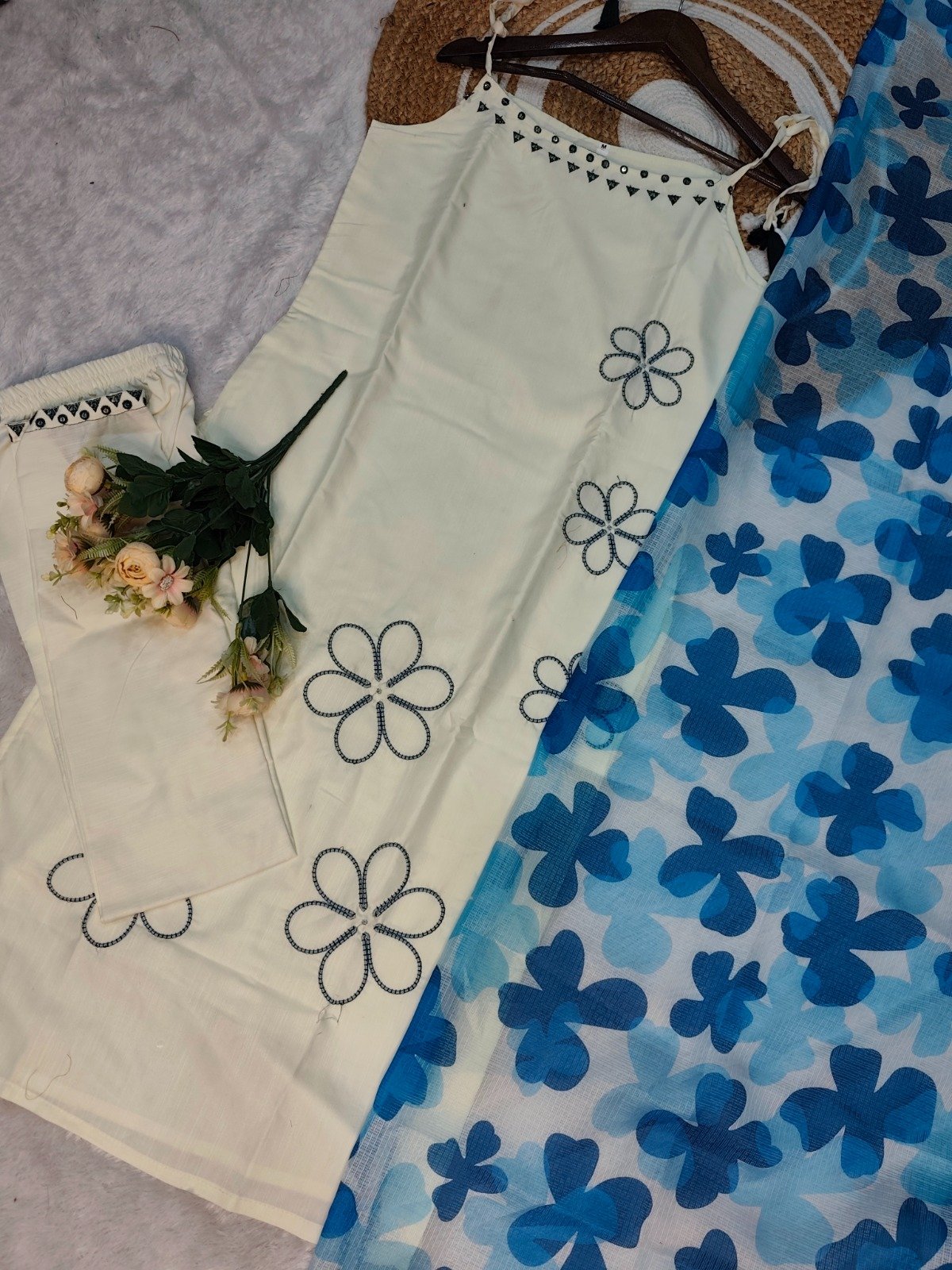 Trending Now - Kurti Pant Dupatta Set - Image 4