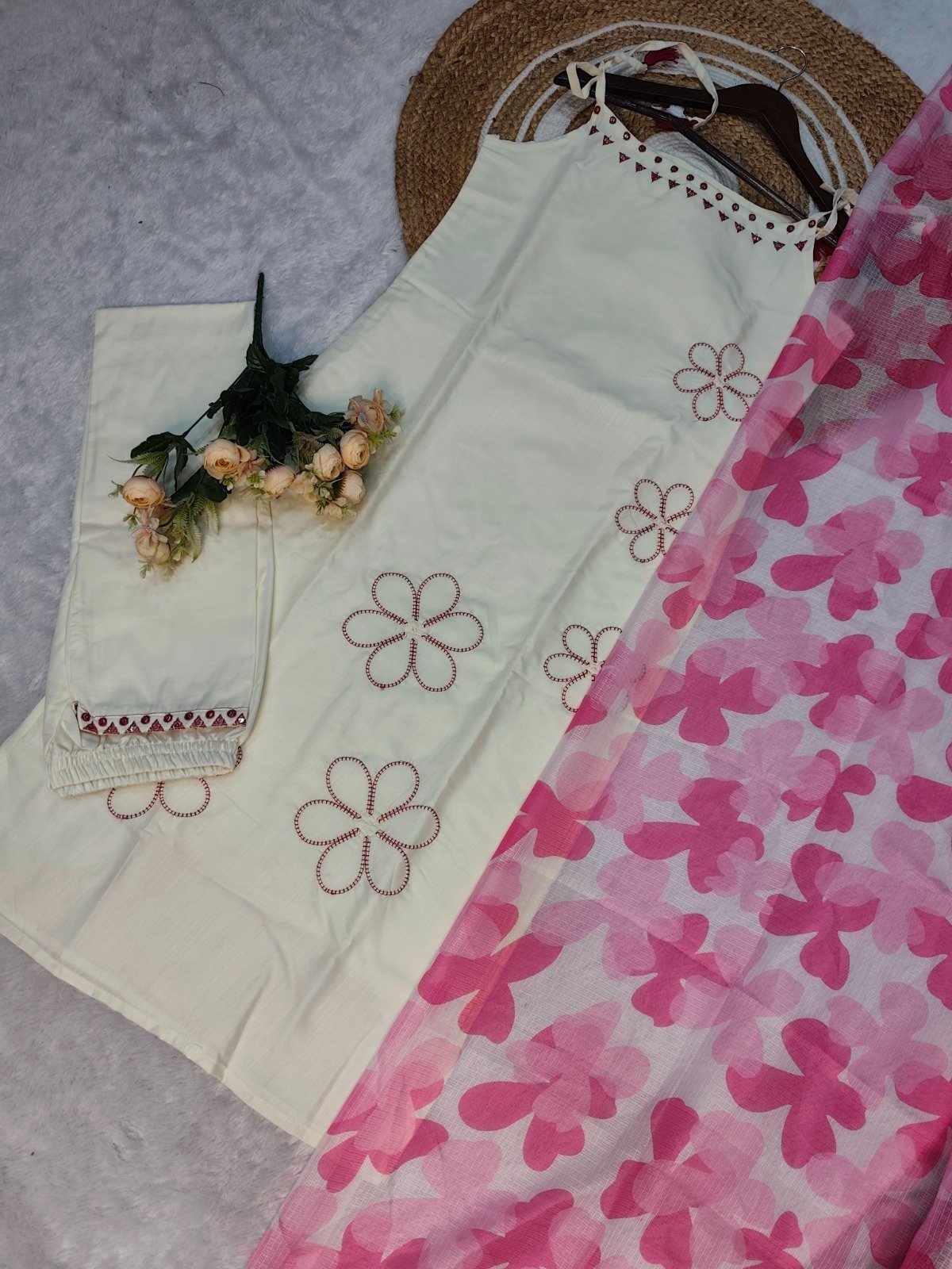 Trending Now - Kurti Pant Dupatta Set - Image 2