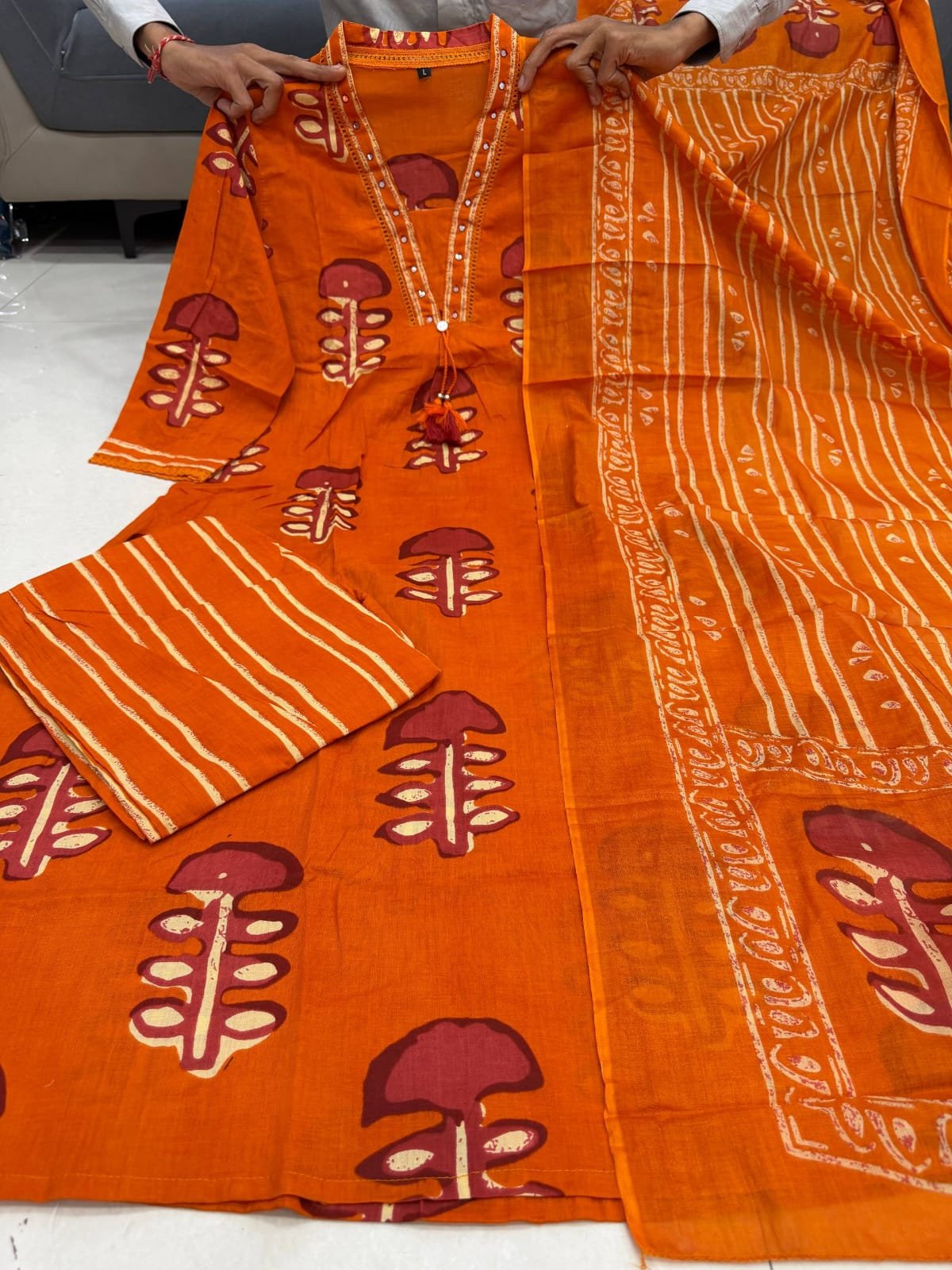 NEW ARIVELLS PURE COTTON 60 60 SUIT SET - Image 4