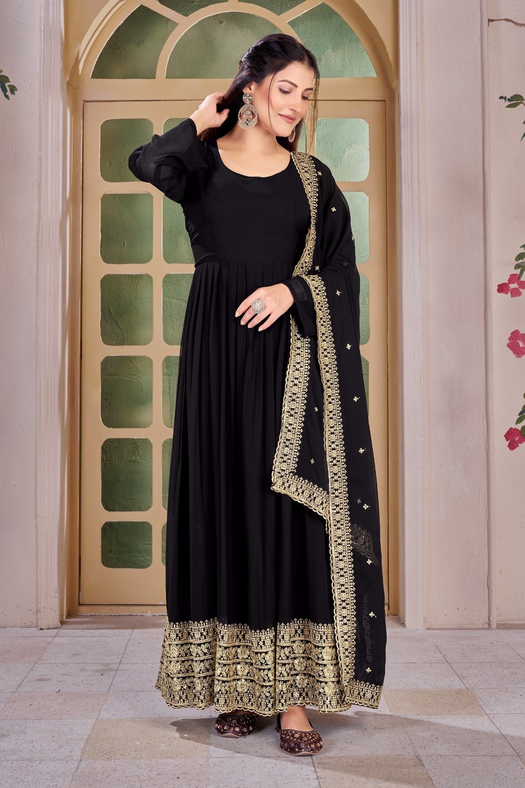 Real Modeling Short Georgette Anarkali Gown Which Is Beautiful Round Nack With decorated With Embroidery is absolutely perfect for your upcoming occasions, it is very easy breezy and comfortable.