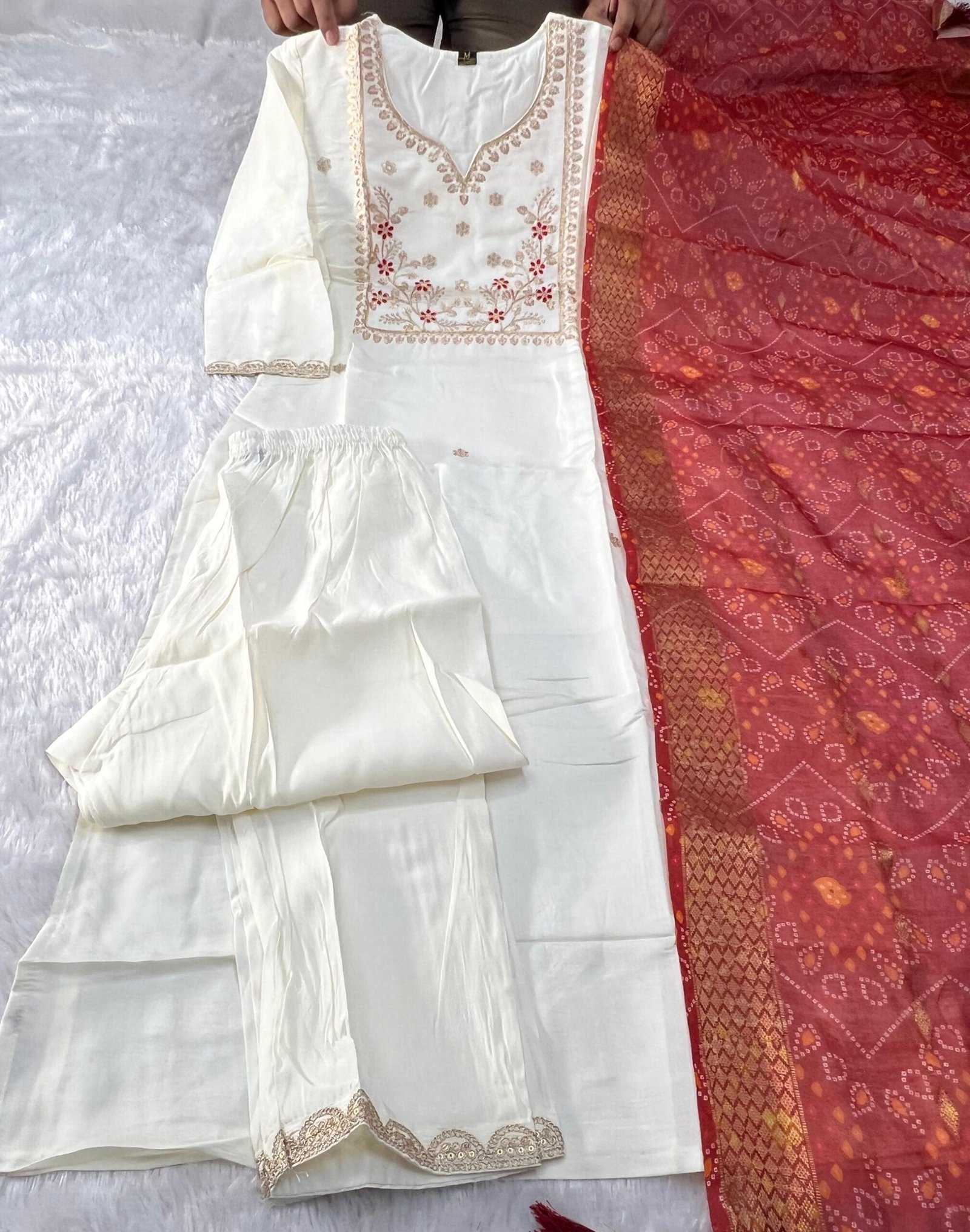 Launching New Designers Kurti Pent Dupatta Set - Image 2