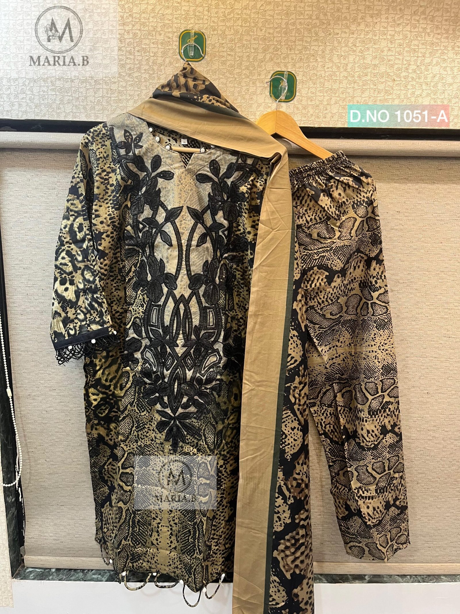 MOST TRENDING SUPER HIT DESIGN MARIA.B PRESENTS NAME:- D.NO 1051 - Image 5