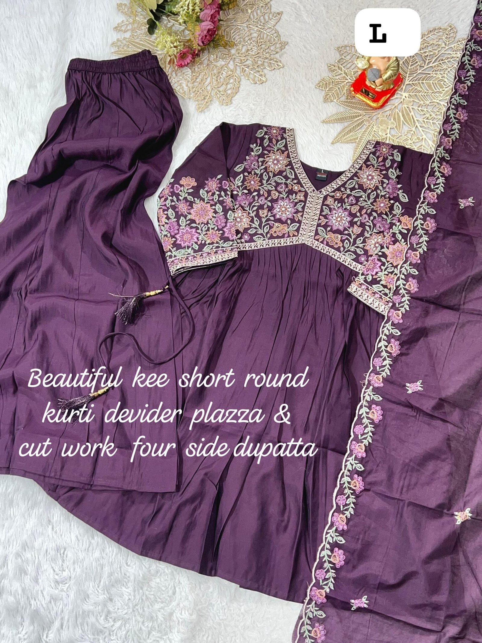 Don't wear what fashion designers tell you to wear. Wear what they wear - Image 2