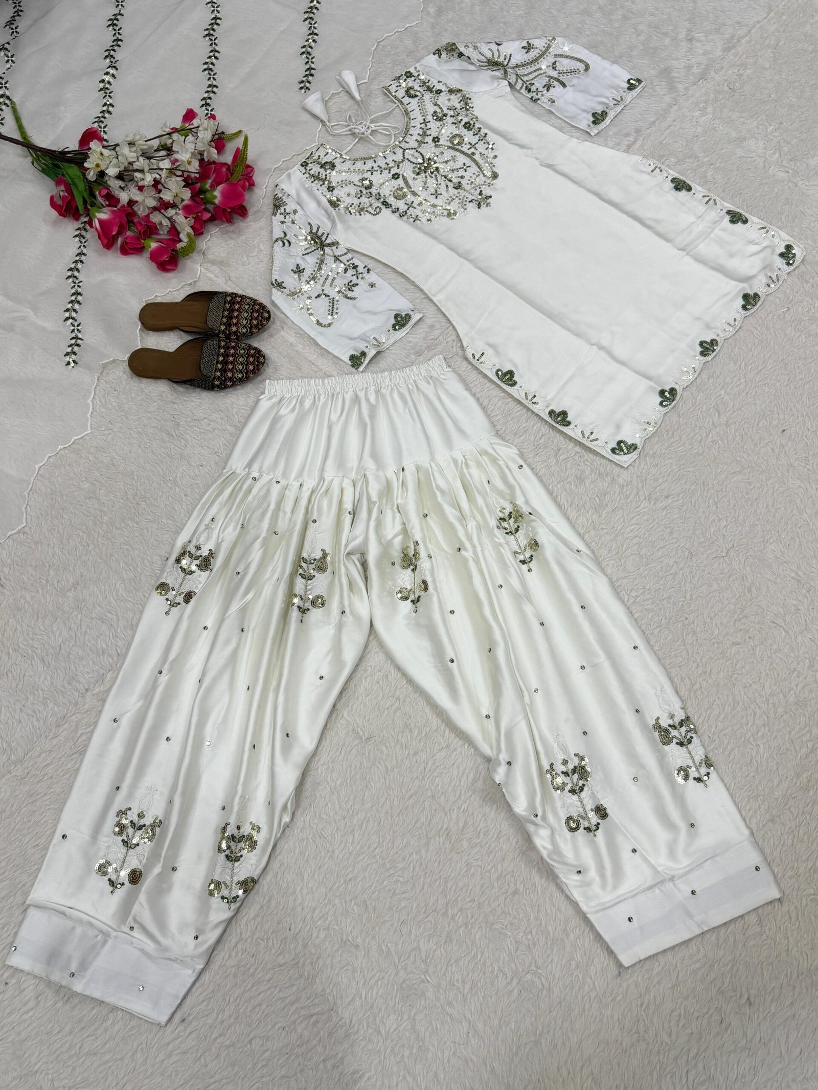 Đěsigner Party Wear Look Top With Farshi Salwar (AK-1279) - Image 3