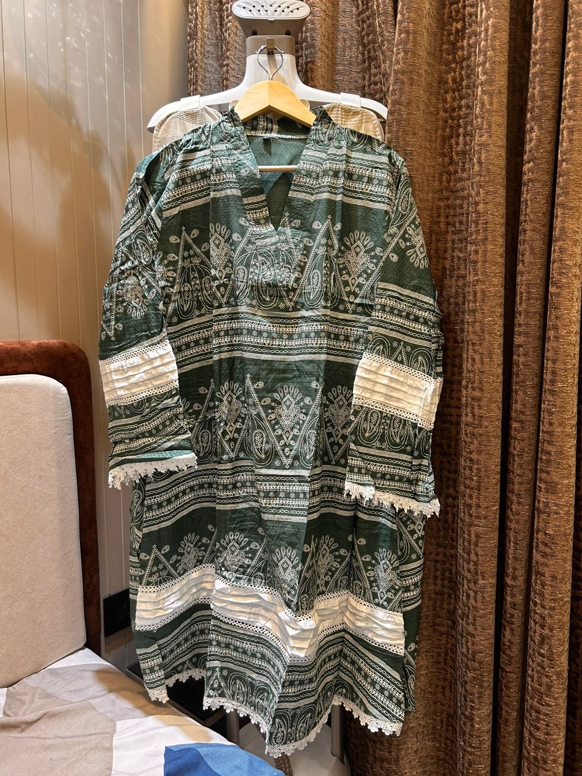 PAKISTANI STYLE LACE WORK CORDSET FABRIC-RAYON - Image 3