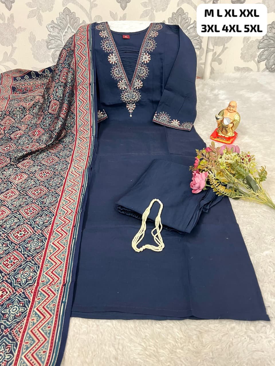 Upgrade your ethnic wardrobe with this beautiful and comfortable outfit, perfect for everyday elegance or festive wear. - Image 3