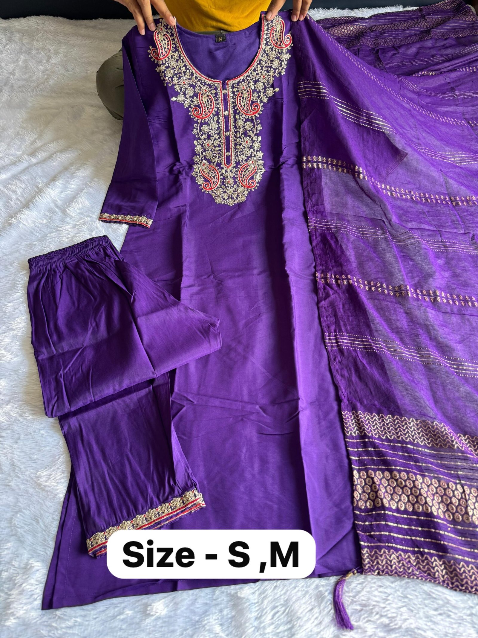 STITCHED The Colour May Vary Slightly From The Picture Due To Lighting Condition