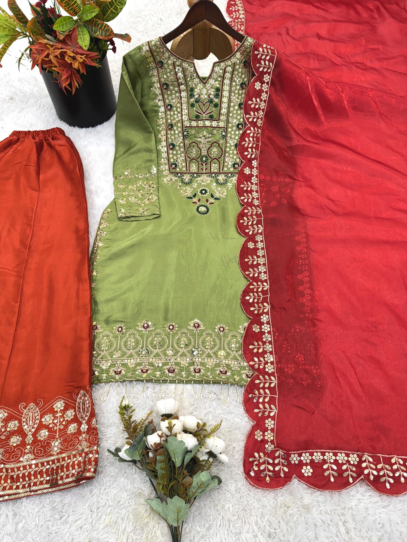 Category: Women’s Ethnic Wear - Image 2