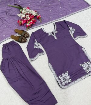 Alternative view of stitched  (AK-4021)Launching New  Đěsigner Party Wear Look top with farshi salwar