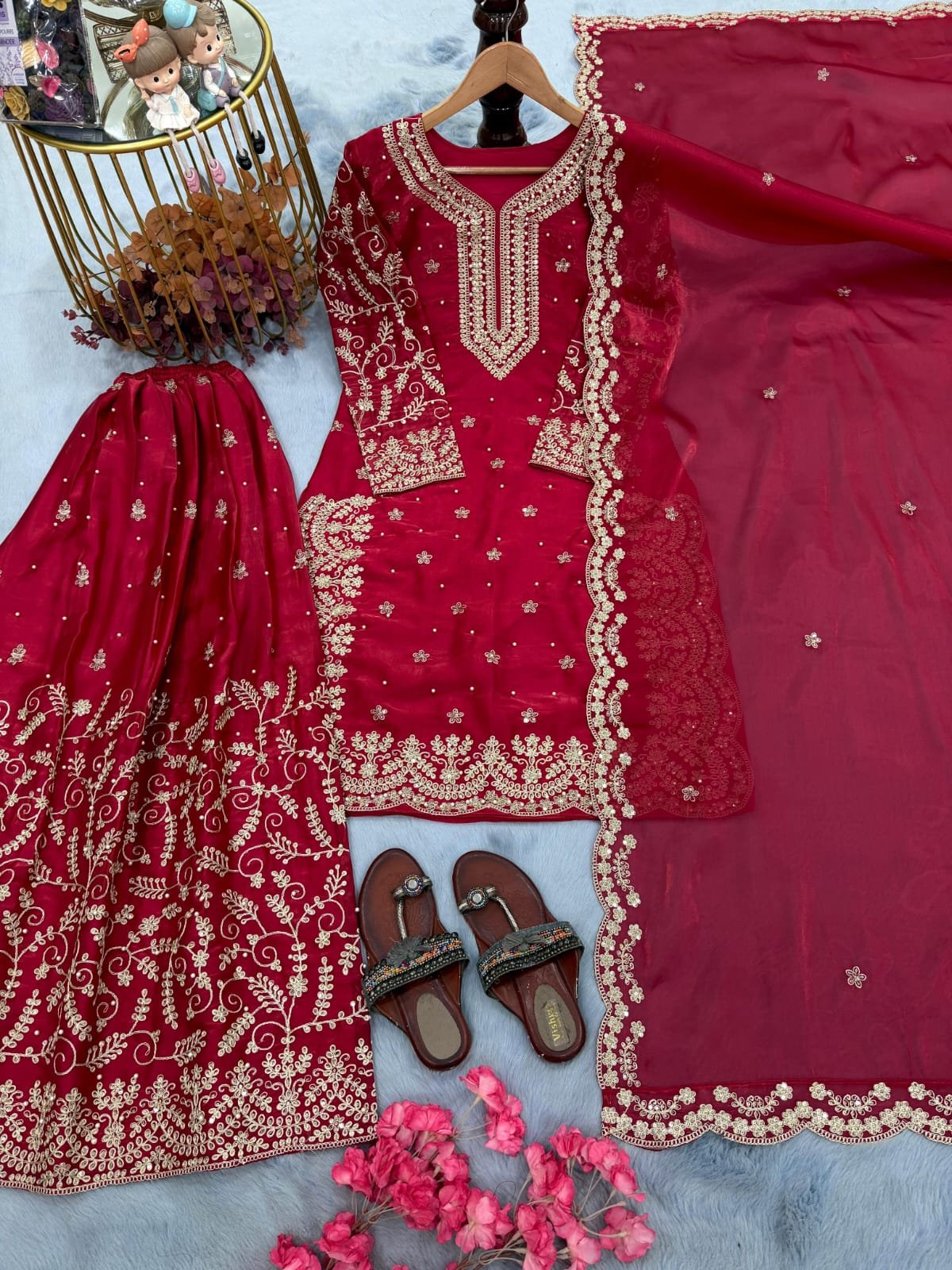 stitched PREMIUM DESIGNER READYMADE TOP PLAZZO COLLECTIONS Launching New Đěsigner Party Wear Look Pur GMY SILK Top Plazzo & Dupatta Set Code:-AK1141 - Image 4