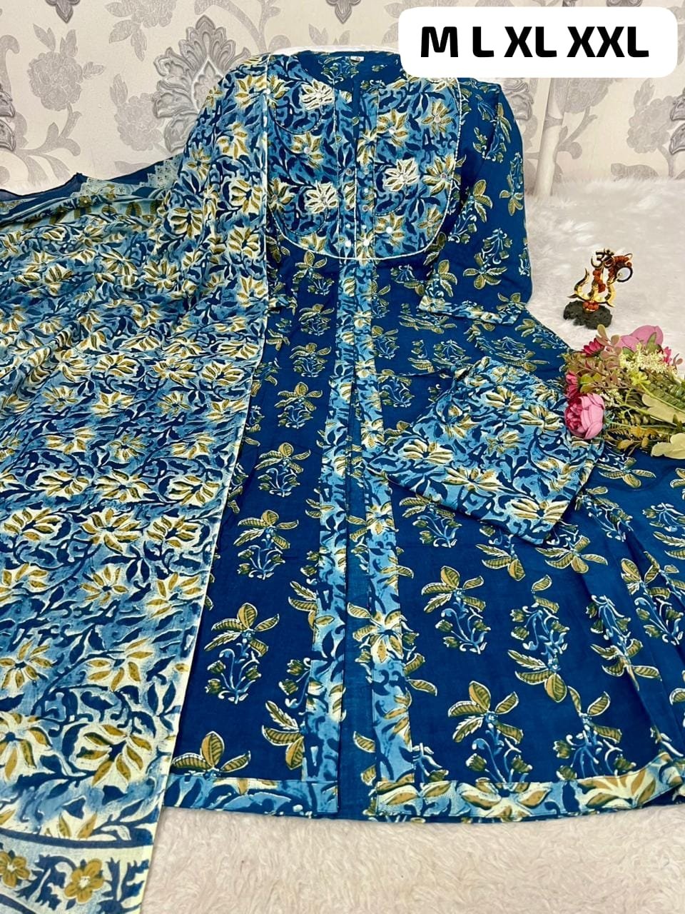 stitched Elegant Purple Anarkali Kurti jisme khoobsurat floral hand-block print ya screen print ka kaam hai.