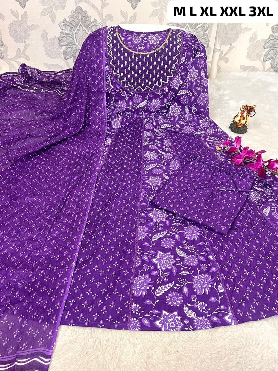 stitched Elegant Purple Anarkali Kurti jisme khoobsurat floral hand-block print ya screen print ka kaam hai. - Image 2