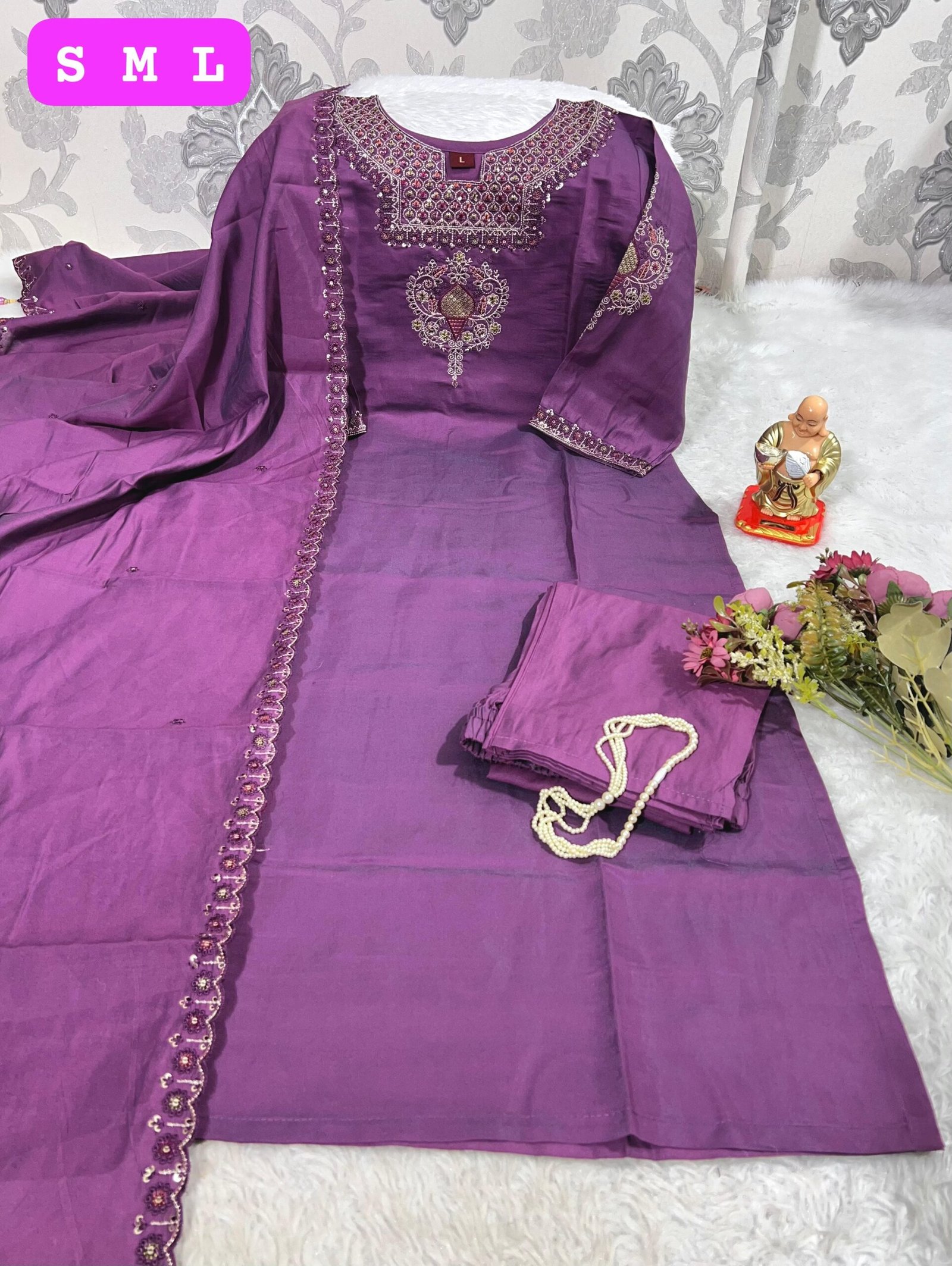 stitched Get ready for your brunches, weekend getaways and vacays with our newly launched *HAND WORK KURTI WITH DUPATTA PENTS SET WITH HEAVY WORK*🪡 - Image 4