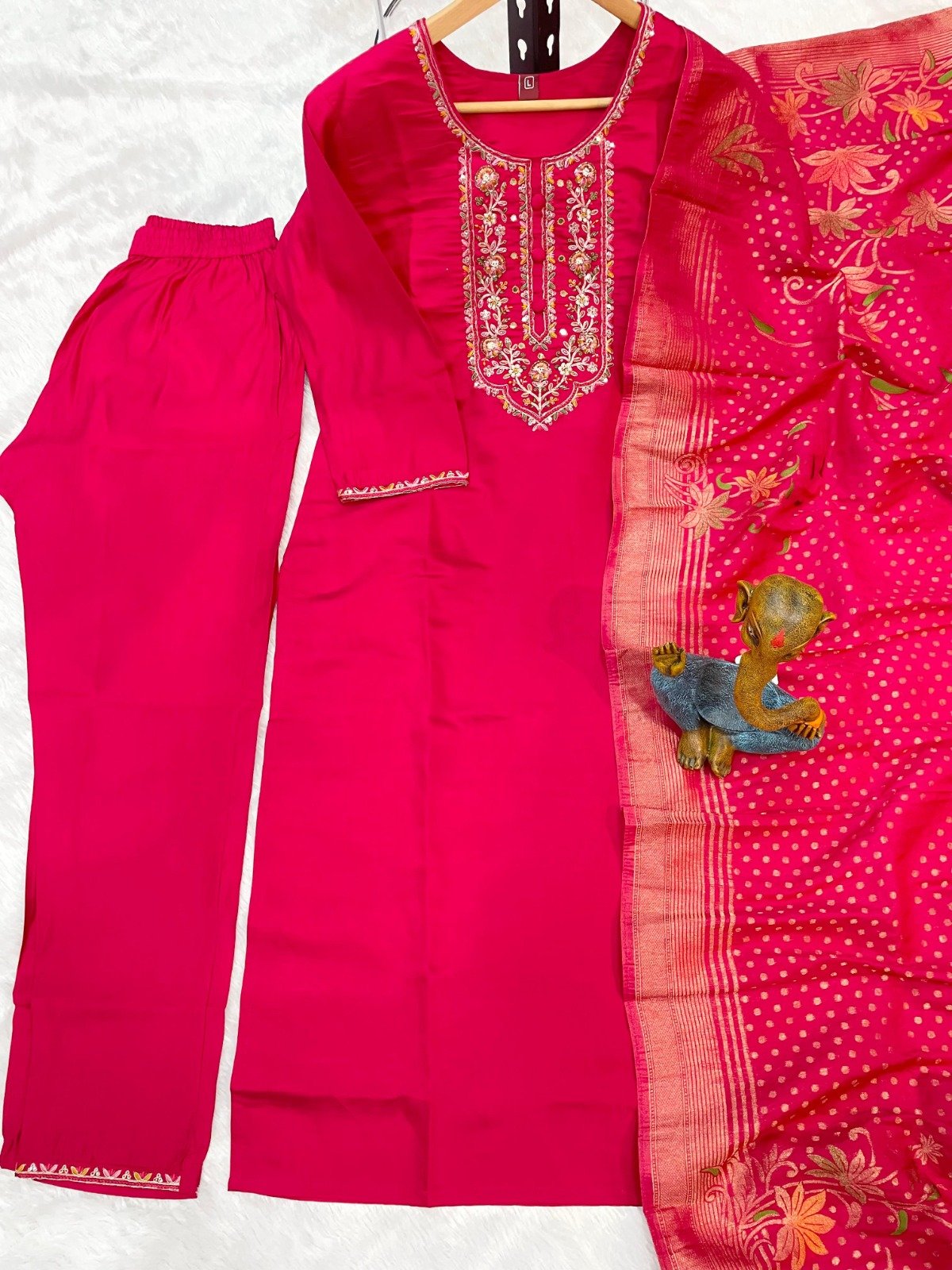 stitched AK-103 Multi Embroidery Thread With Hand Work - Image 2