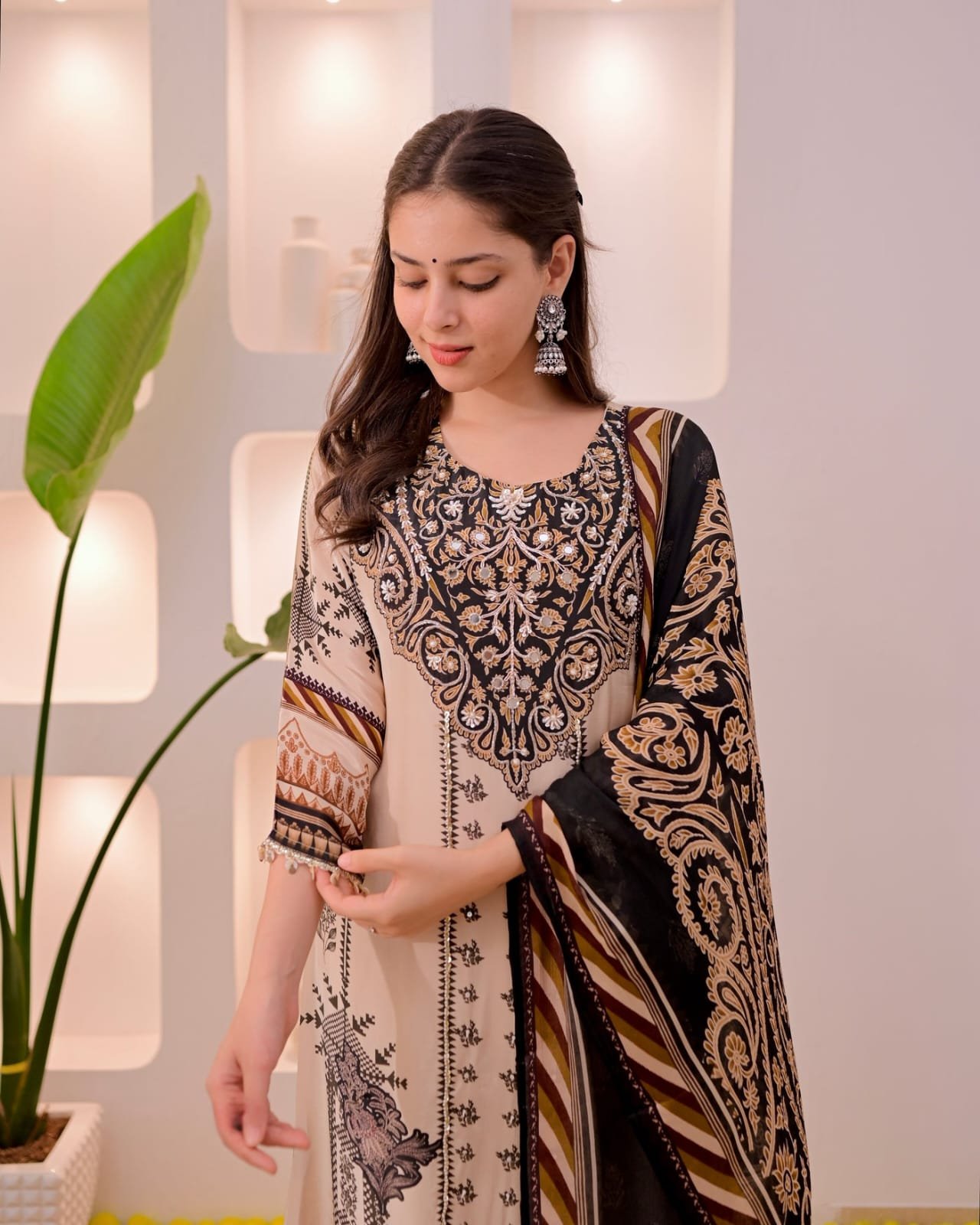 stitched Step into elegance with our latest Pakistani-style collection! This stunning 3-piece set is the perfect blend of tradition and trend. - Image 2