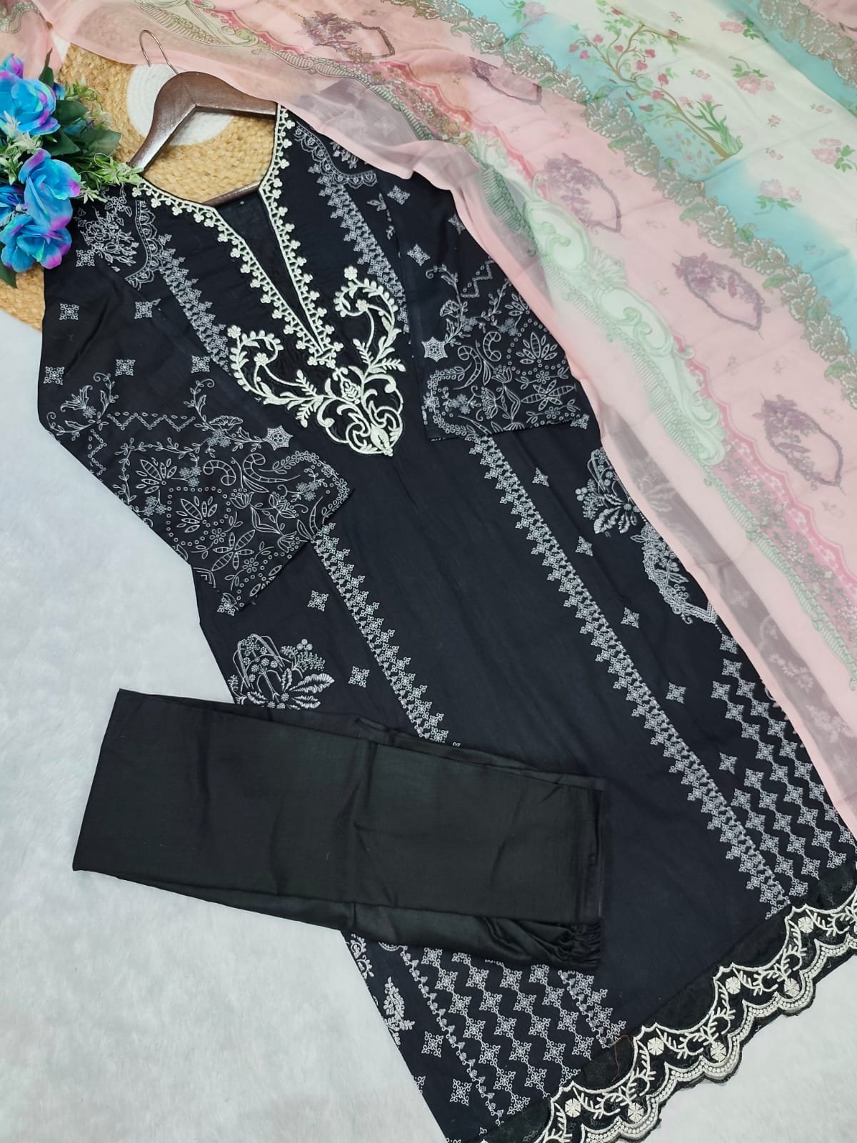 stitched New Launch Alert: Dive into the charm of Pakistani Prints & Intricate Embroidery. - Image 2