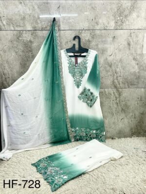 Alternative view of stitched New Catalogue in pakistani.