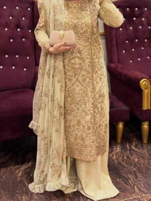 stitched AK 1450 ENHANCE THE BEAUTY OF YOUR WARDROBE WITH THIS NEWLY LAUNCHED KURTI & PLAZZO SET