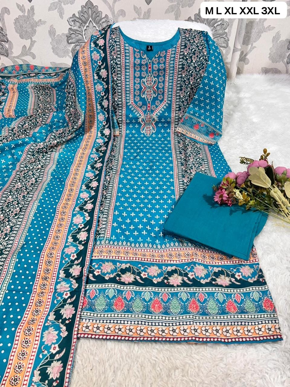 stitched #WEAR IT LOVE IT SHARE IT# Tradition and style in perfect harmony - Image 2