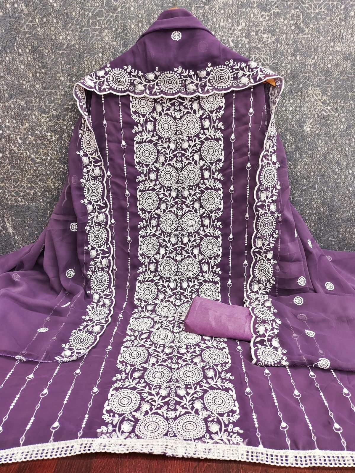 semi stitched Exclusive Dress Material Suit For Women GEORGETTE THREAD WORK 2 MTS - Image 3