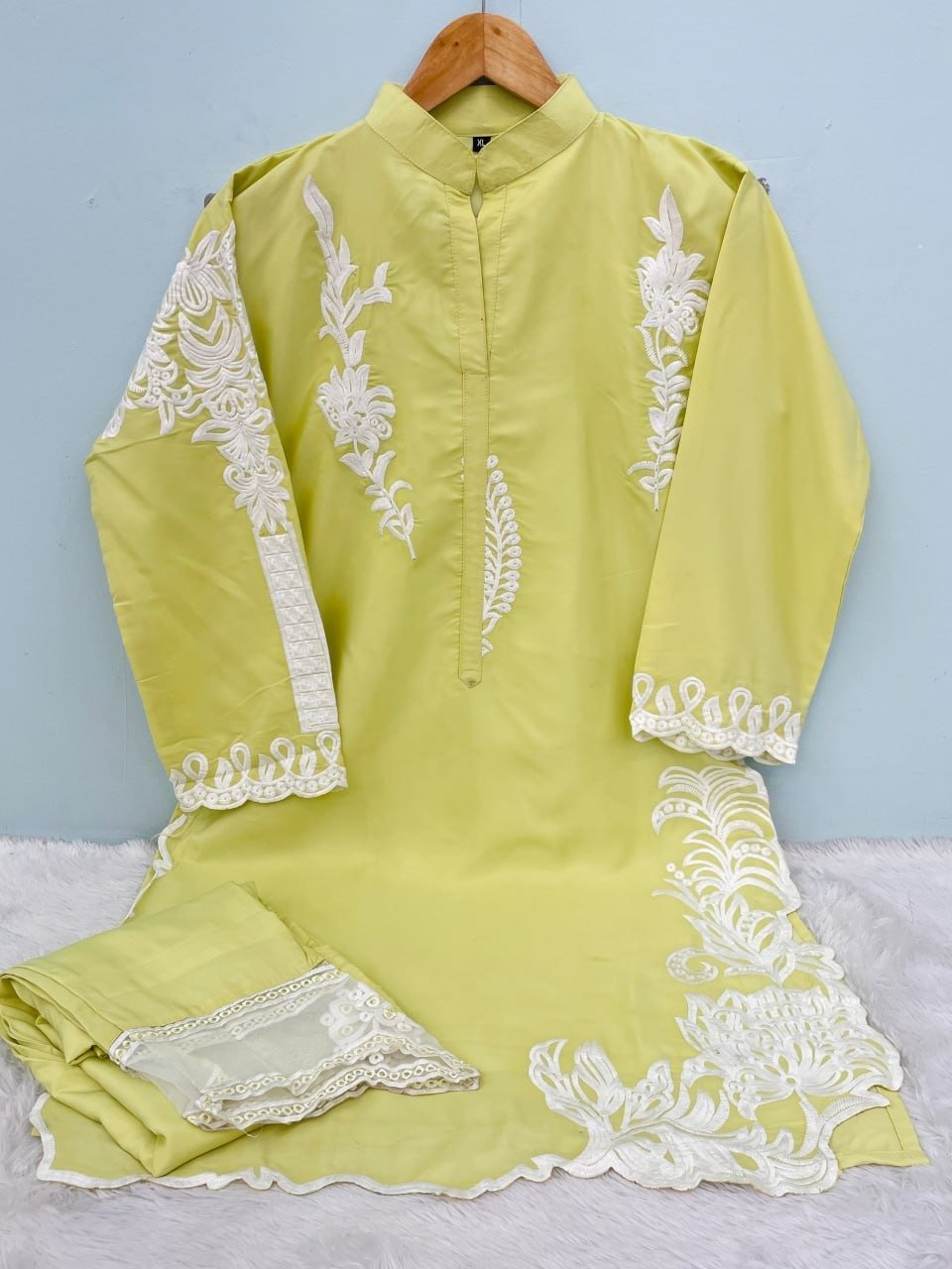 stitched Today We are Launching Exclusively Pakistani Ready Made Festive & Party Wear Collection ... - Image 6