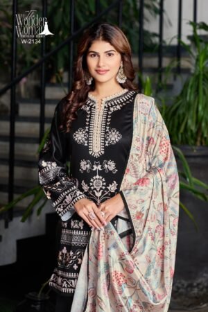 Alternative view of stitched "The Wonder Woman Designer Studio" New Arrival   W-2134 & W-2135