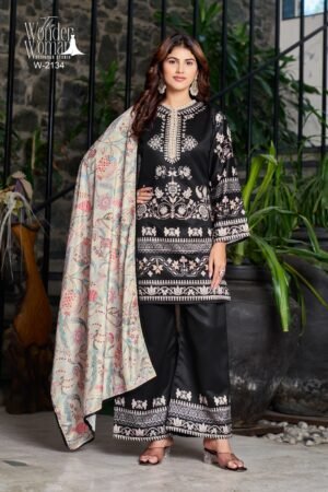 stitched "The Wonder Woman Designer Studio" New Arrival   W-2134 & W-2135