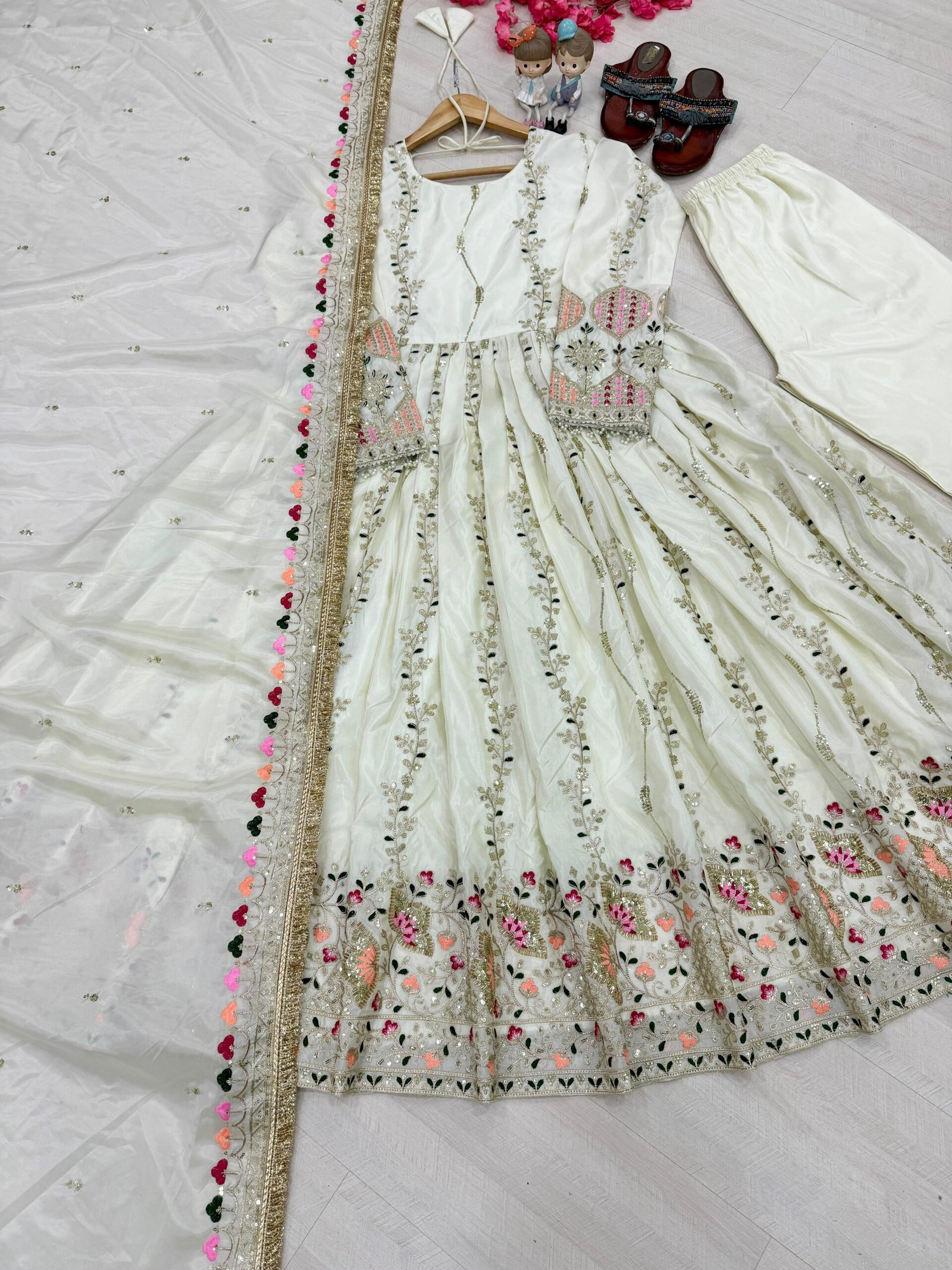 stitched Launching New Party Wear Look Pur Sheesha Silk Gown,Dupatta & Bottom Se - Image 2