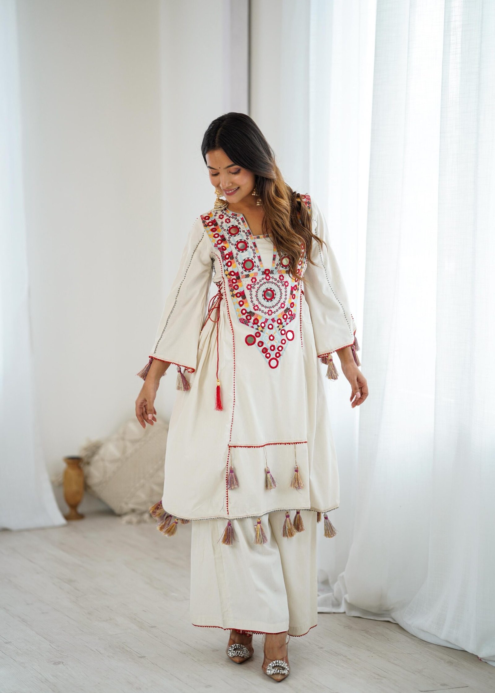 stitched Premium Quality Ready To Wear Showroom Finished Product