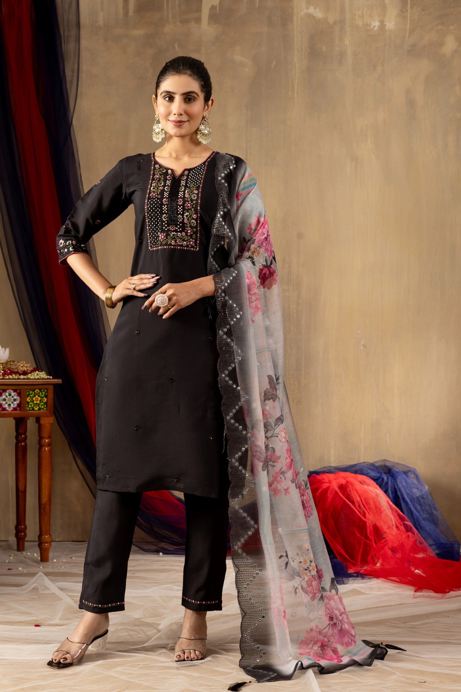 stitched AK-108 Perfect for festive gatherings, weddings & special occasions! - Image 3