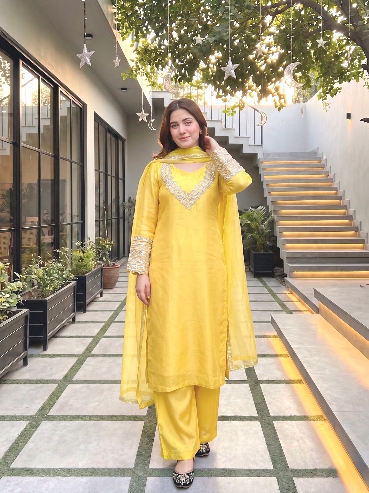 stitched NEW COLOUR ADDED LUNCHING NEW PARTY WEAR FOUR PIS SUIT SET CODE:-AK-40 - Image 3