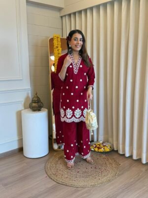 stitched   LAKHNAVI CORCET ON DEMAND   AK 1001     PURE REYON FABRIC WID LAKHNAVI  STYLE WORK