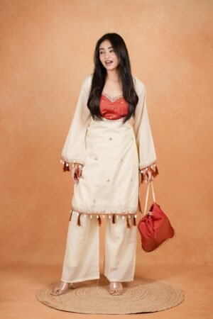 Alternative view of stitched Featuring beautiful Heavy Suit Set which is beautifully decorated Embroidered and Hand work. It is paired with matching Plazzo.Complet Lining with Beautiful work