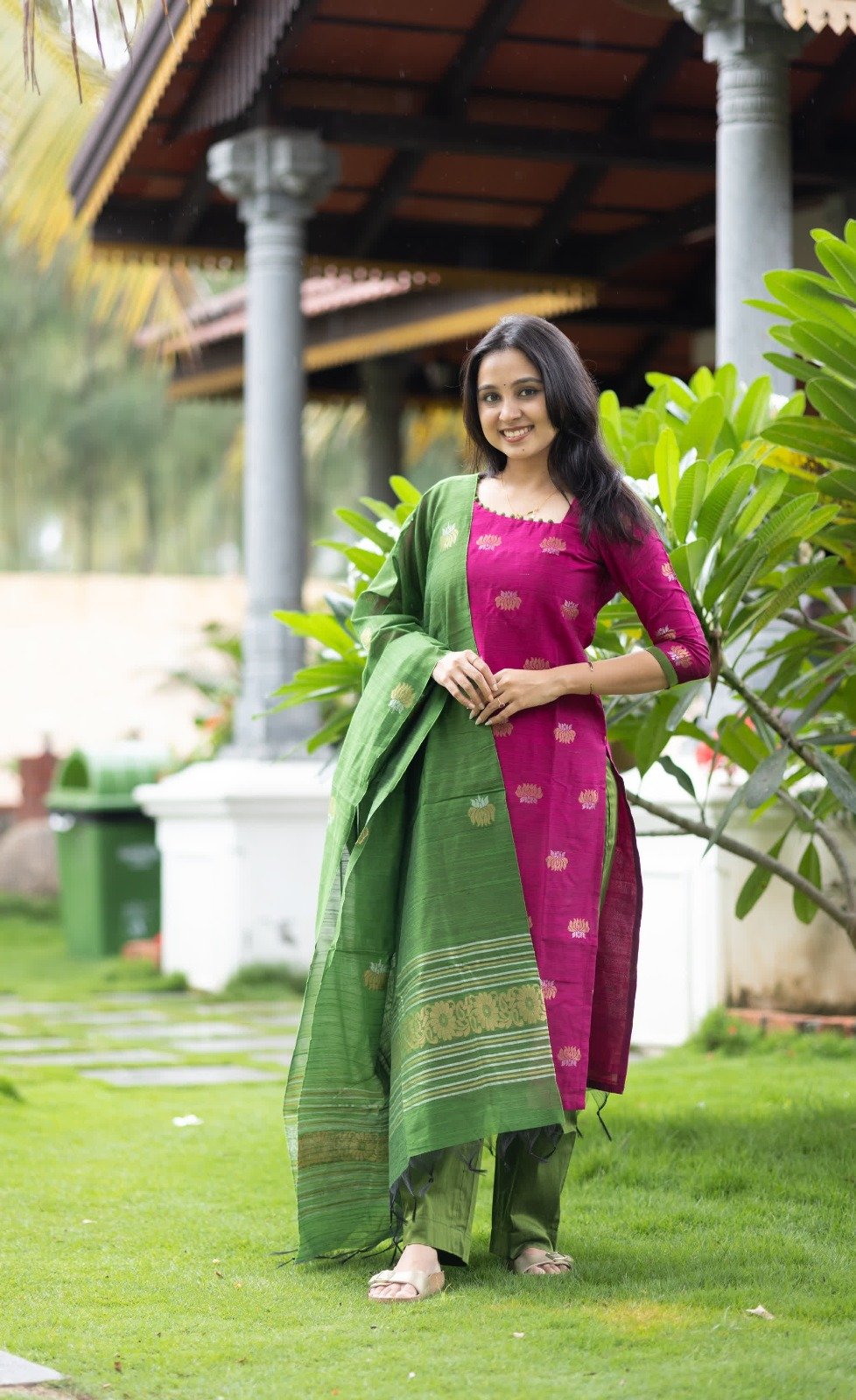 stitched LAZUKI FASHION Elegant Kanchi Cotton Fabric Calf Length Straight Kurta Set Lazuki fashion presents Gracefully modern, eternally classic — our Straight Kurta Set brings you the best of both worlds. Elevate your ethnic wardrobe with this beautifully designed Kurta Set that seamlessly combines tradition with modern elegance.