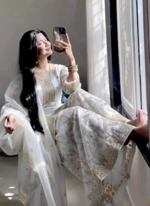 stitched PREMIUM DESIGNER READYMADE TOP PLAZZO COLLECTIONS  Launching New  Đěsigner Party Wear Look Pur GMY SILK Top Plazzo & Dupatta Set Code:-PD1139